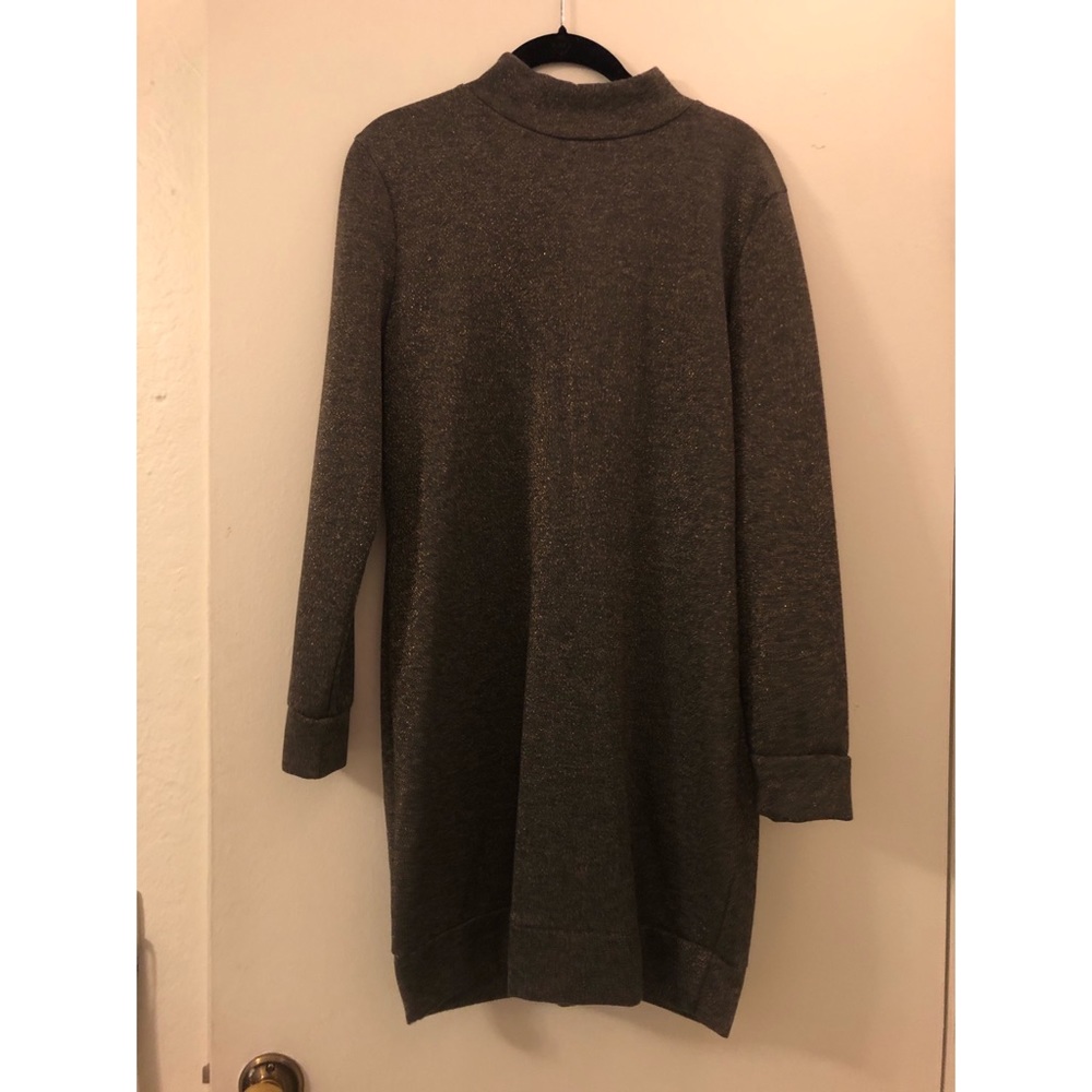 Comfortable long sleeve form fitted dress